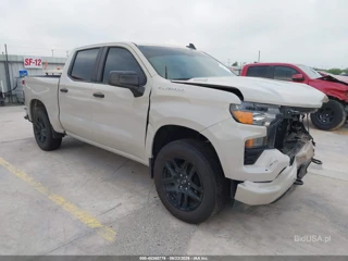 CHEVROLET CHEVROLET SILVERADO 1500 2WD  SHORT BED CUSTOM
