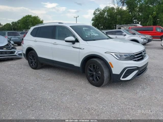 VOLKSWAGEN VOLKSWAGEN TIGUAN 2.0T SE/2.0T WOLFSBURG EDITION