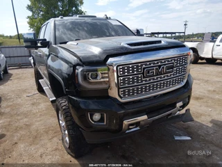 GMC SIERRA 2500HD DENALI