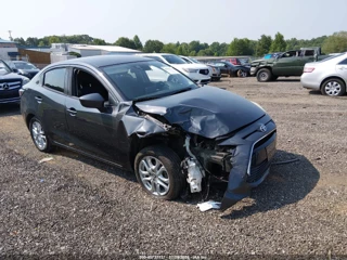 TOYOTA TOYOTA YARIS IA