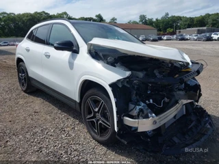 MERCEDES-BENZ MERCEDES-BENZ GLA 250 4MATIC