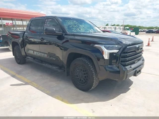TOYOTA TOYOTA TUNDRA SR5