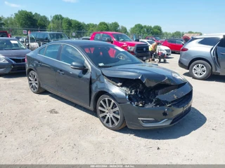 VOLVO VOLVO S60 T6 PLATINUM