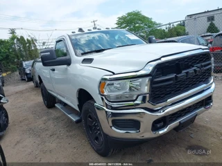 RAM RAM 3500 TRADESMAN  4X4 8' BOX