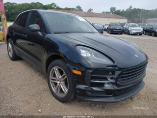 PORSCHE PORSCHE MACAN