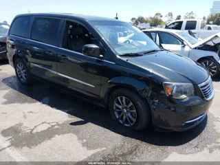 CHRYSLER CHRYSLER TOWN & COUNTRY S