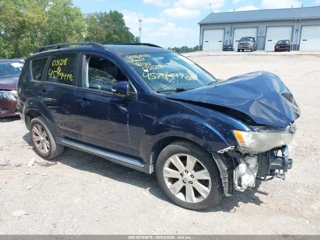 MITSUBISHI MITSUBISHI OUTLANDER SE