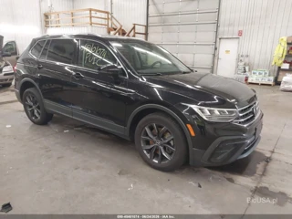VOLKSWAGEN VOLKSWAGEN TIGUAN 2.0T SE