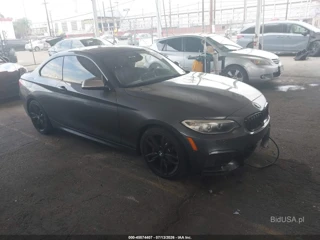 BMW M235