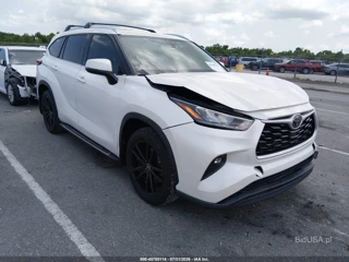 TOYOTA TOYOTA HIGHLANDER XLE