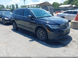 VOLKSWAGEN VOLKSWAGEN TIGUAN 2.0T SE