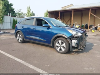 KIA KIA NIRO LX
