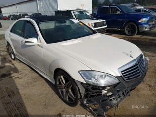 MERCEDES-BENZ MERCEDES-BENZ S 550 4MATIC