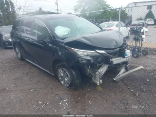 TOYOTA TOYOTA SIENNA XLE