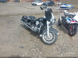 HARLEY-DAVIDSON HARLEY-DAVIDSON FLHTCUI