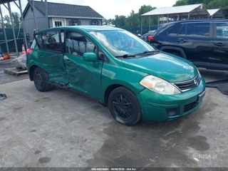 NISSAN NISSAN VERSA 1.8S
