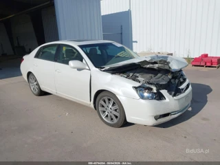 TOYOTA TOYOTA AVALON LIMITED