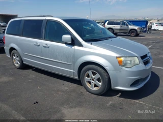 DODGE DODGE GRAND CARAVAN SXT