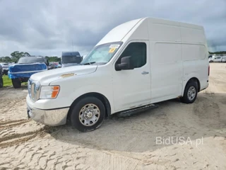 NISSAN NV 2500 HD S