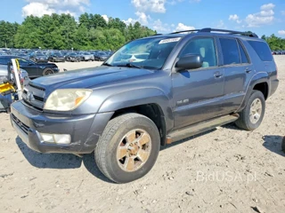 TOYOTA 4RUNNER SR5
