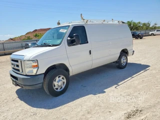 FORD ECONOLINE E250 VAN