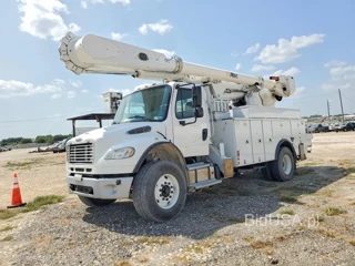 FREIGHTLINER M2