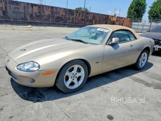 JAGUAR XK8