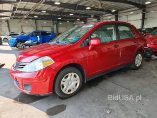 NISSAN VERSA 1.8 S
