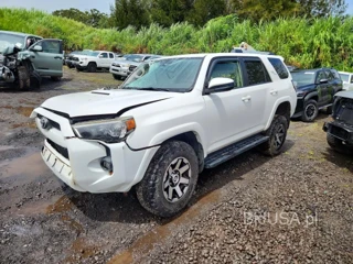TOYOTA 4RUNNER SR5