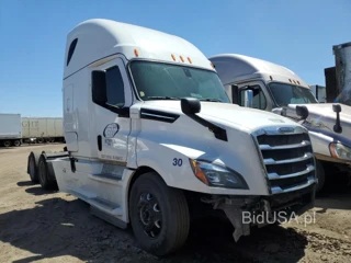 FREIGHTLINER CASCADIA 126