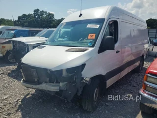MERCEDES-BENZ SPRINTER 2500