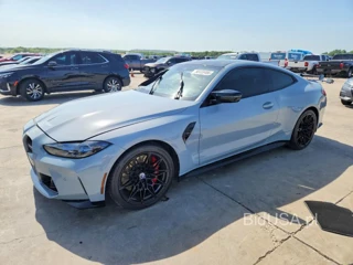 BMW M4 COMPETITION