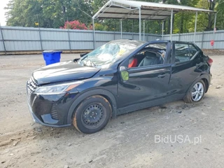 NISSAN KICKS S