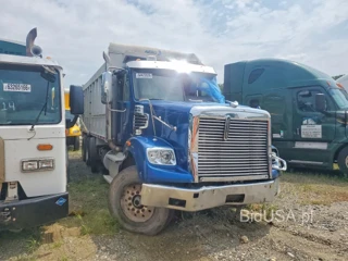 FREIGHTLINER 122SD