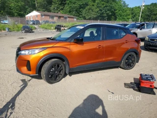 NISSAN KICKS SV