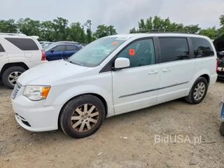 CHRYSLER TOWN & COUNTRY TOURING
