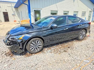NISSAN ALTIMA SV