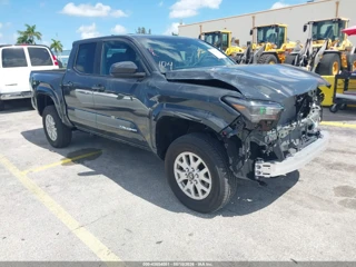 TOYOTA TOYOTA TACOMA SR5