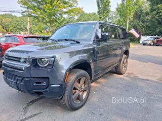 LAND ROVER DEFENDER 130 X-DYNAMIC SE