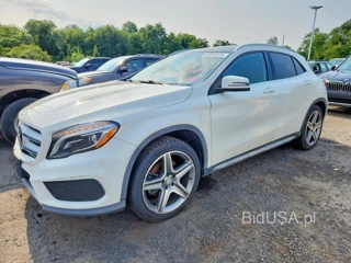 MERCEDES-BENZ GLA 250 4MATIC