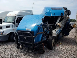 VOLVO VNL