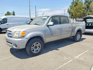TOYOTA TUNDRA SR5