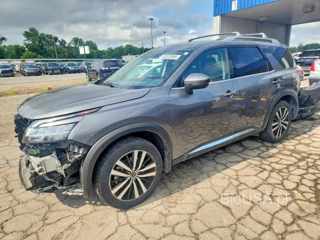 NISSAN PATHFINDER PLATINUM