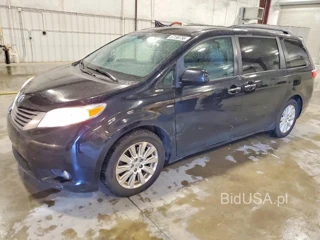 TOYOTA SIENNA XLE 7-PASSENGER