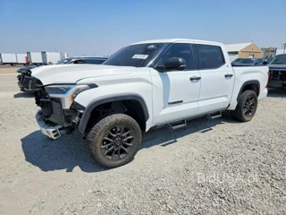 TOYOTA TUNDRA SR5