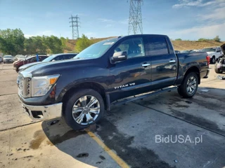 NISSAN TITAN SV