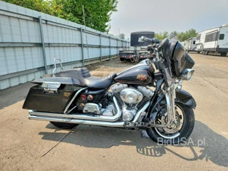 HARLEY-DAVIDSON FLHT