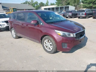 KIA KIA SEDONA LX