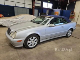 MERCEDES-BENZ CLK 320