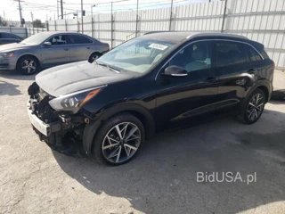 KIA NIRO TOURING